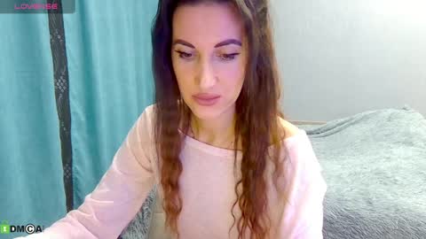 Snapshot of bany_brandy chatting on April 10, 11:53 pm Emma online show from April 10, 11:53 pm