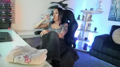 Gabi  online show from October 18, 7:14 pm