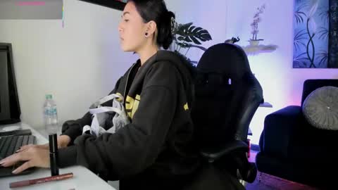 Gabi  online show from March 20, 11:37 am