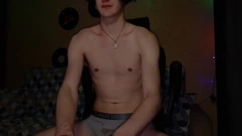  VAN  online show from December 25, 8:07 pm