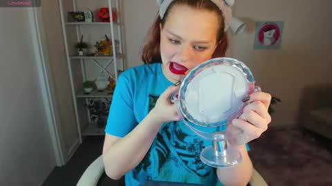 Snapshot of barbara_mitchel chatting on December 3, 9:40 am barbara_mitchel online show from December 3, 9:40 am