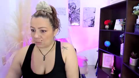 Barbara  online show from January 22, 2:15 am