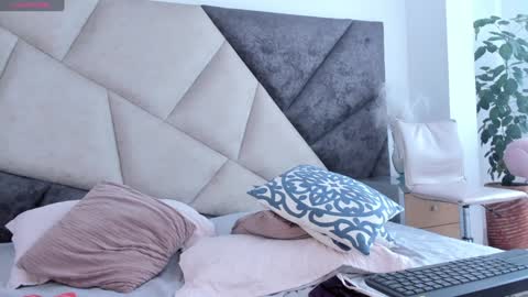 Barbara  online show from January 13, 3:04 pm