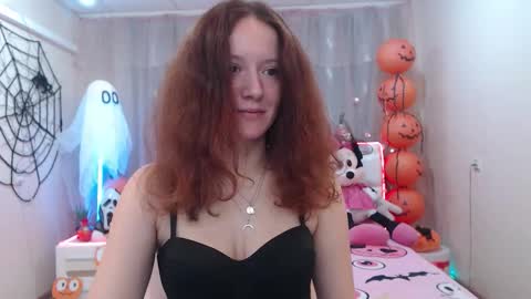 Snapshot of barbarastily chatting on October 19, 7:42 am barbarastily online show from October 19, 7:42 am