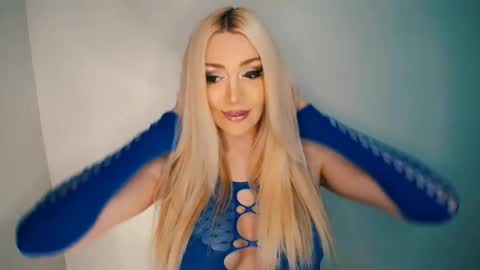 Barbi Bentley online show from October 19, 7:42 am