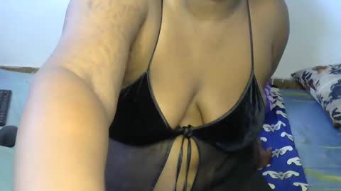 Snapshot of barbie_1999 chatting on February 6, 10:59 am kendra online show from February 6, 10:59 am