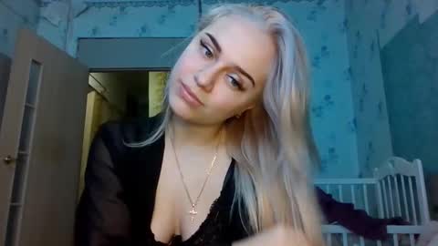 Snapshot of barbie___girl chatting on February 22, 8:46 am barbie___girl online show from February 22, 8:46 am