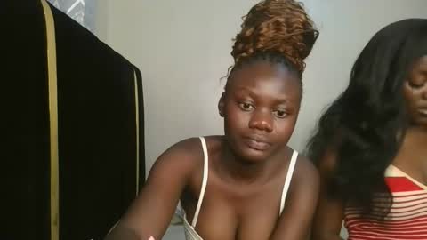 Snapshot of barbie_queen2 chatting on October 13, 7:25 pm queen online show from October 13, 7:25 pm