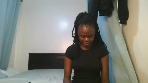 queen online show from January 13, 10:09 am