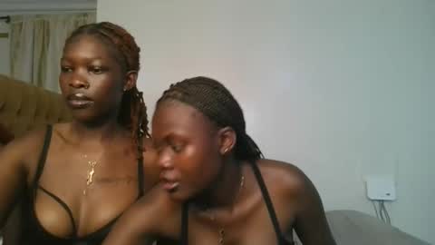 queen online show from March 4, 7:53 pm