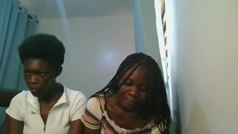 queen online show from March 21, 9:36 am