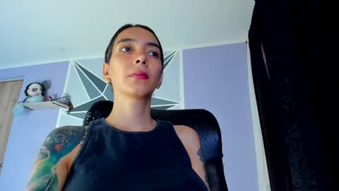 barbiecumhott online show from December 8, 8:36 pm