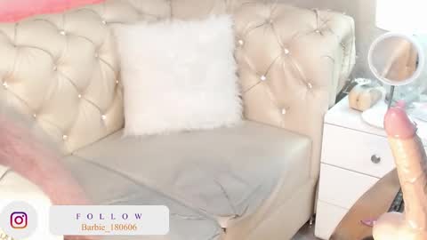 barbiefox_ online show from January 31, 11:03 pm