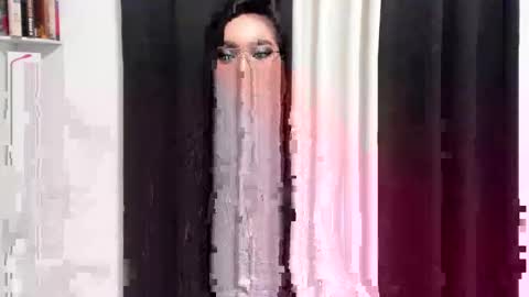 Issa Trap online show from January 10, 6:49 pm