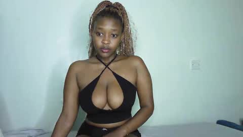 Snapshot of barbiemel_ chatting on October 14, 5:08 am Mel online show from October 14, 5:08 am