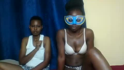 Snapshot of barbies_girles chatting on September 21, 3:57 pm barbies_girles online show from September 21, 3:57 pm