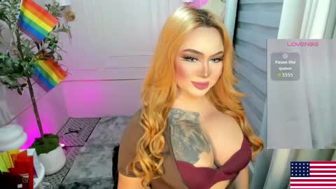 Miss Alexa Fields  online show from June 7, 6:55 pm