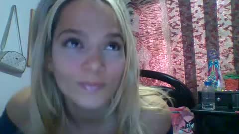 Snapshot of barby_88 chatting on September 12, 5:46 pm barby online show from September 12, 5:46 pm
