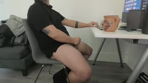 Snapshot of bardamu333333 chatting on January 12, 11:43 pm bardamu333333 online show from January 12, 11:43 pm