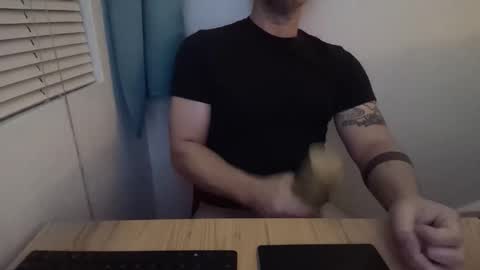 Snapshot of bardamu333333 chatting on February 15, 4:20 am bardamu333333 online show from February 15, 4:20 am