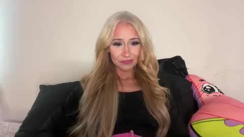 Snapshot of barista_cam chatting on March 31, 1:18 am barista_cam online show from March 31, 1:18 am