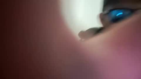 Snapshot of barniemay1 chatting on February 22, 11:31 am barniemay1 online show from February 22, 11:31 am