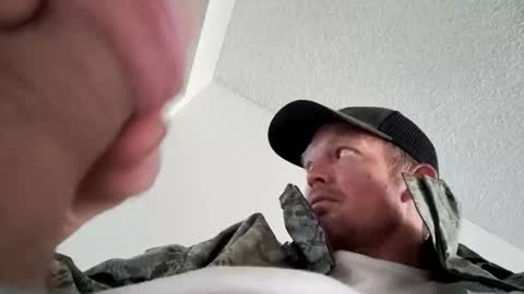 Snapshot of barniemay1 chatting on March 1, 11:18 pm barniemay1 online show from March 1, 11:18 pm