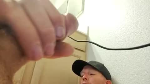 Snapshot of barniemay1 chatting on March 27, 12:49 am barniemay1 online show from March 27, 12:49 am