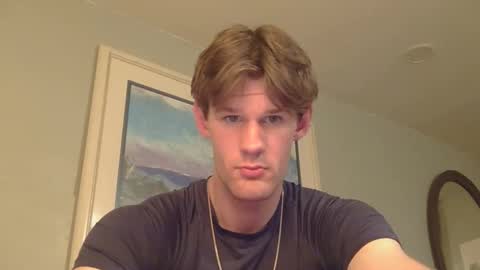 Snapshot of basicallyjustmee chatting on April 11, 2:05 am basicallyjustmee online show from April 11, 2:05 am