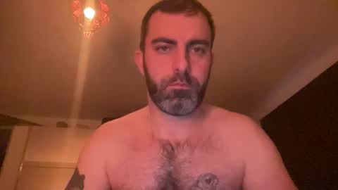 Snapshot of basstard_one chatting on March 29, 5:07 am basstard_one online show from March 29, 5:07 am