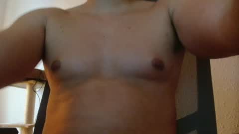 Snapshot of bast17 chatting on July 4, 2:56 pm Dani online show from July 4, 2:56 pm