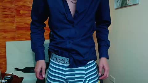 Bastian online show from December 19, 4:23 am