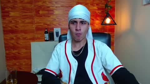 Bastian online show from January 12, 3:49 am