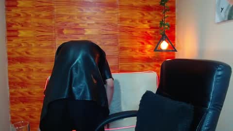 Bastian online show from January 17, 1:25 am