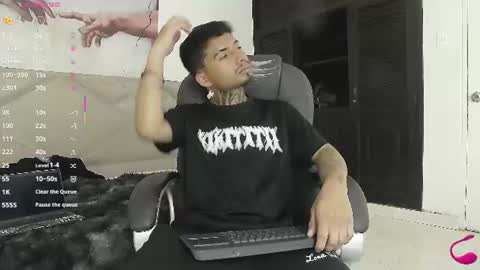 Snapshot of bastian66_ chatting on July 23, 1:58 am bastian66_ online show from July 23, 1:58 am