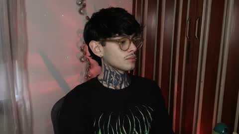 Bastiel online show from December 21, 9:33 pm