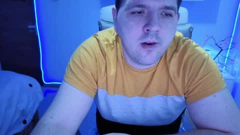 Snapshot of basystem8 chatting on April 6, 2:53 am BASY online show from April 6, 2:53 am