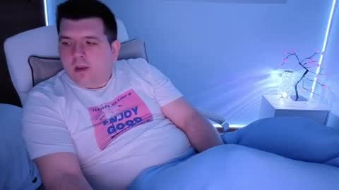 Snapshot of basystem8 chatting on May 1, 3:00 am BASY online show from May 1, 3:00 am