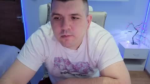 Snapshot of basystem8 chatting on June 13, 3:04 am BASY online show from June 13, 3:04 am