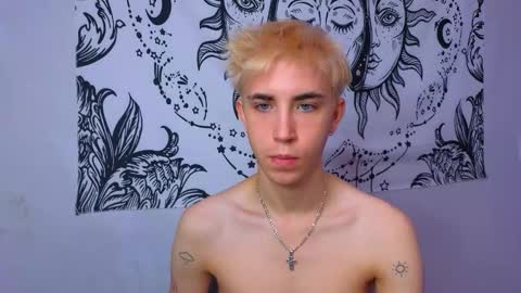 Snapshot of batarol0 chatting on September 12, 10:32 pm mett online show from September 12, 10:32 pm