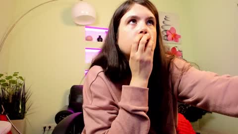 battymoll online show from January 14, 7:00 pm