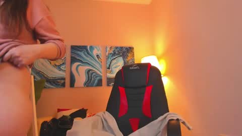 battymoll online show from March 5, 3:40 pm