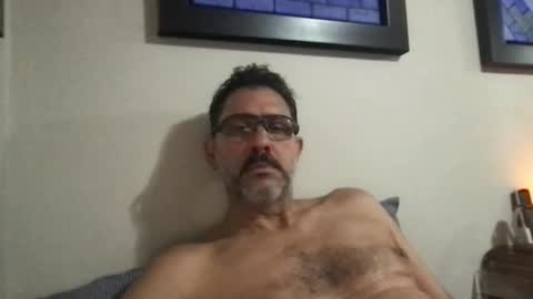 Snapshot of bay00961 chatting on October 14, 1:50 am del online show from October 14, 1:50 am