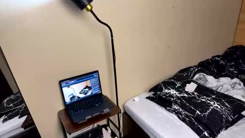 Dexter online show from February 22, 4:49 pm