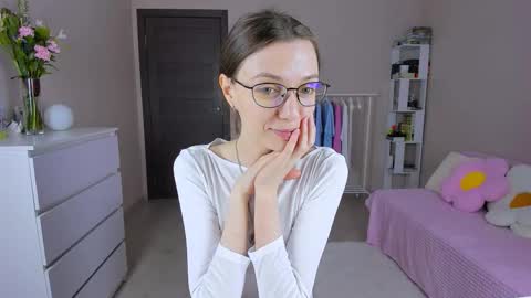 Lourel  I will be here on  and   online show from March 29, 2:06 pm