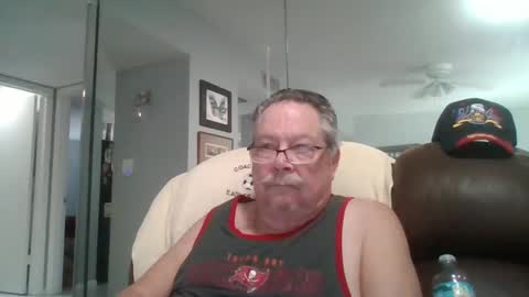 Single Grandpa in Florida. Love to C2C and have Fun Privately online show from October 28, 2:42 pm