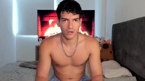 Valentino online show from October 8, 8:28 pm