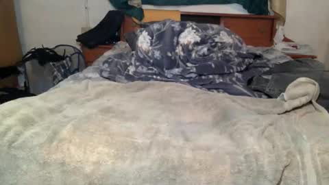 bbc_joyboi online show from September 19, 10:49 am