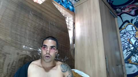 Justin online show from October 14, 5:14 pm