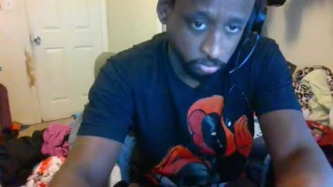 rocker n queen online show from December 16, 3:00 pm